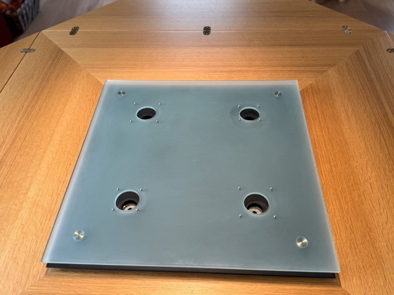 Image 1 of Mesa circular del diseñador VDBP