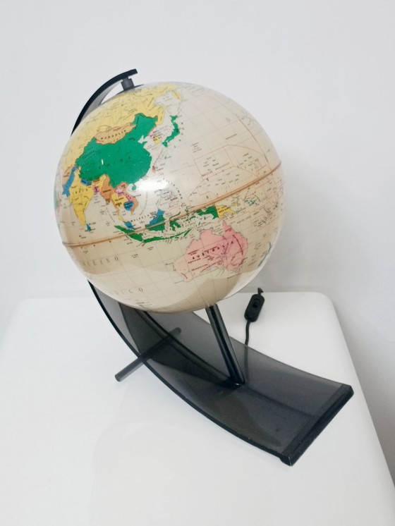 Image 1 of Illuminated plexiglass globe by Nova Rico, 1969