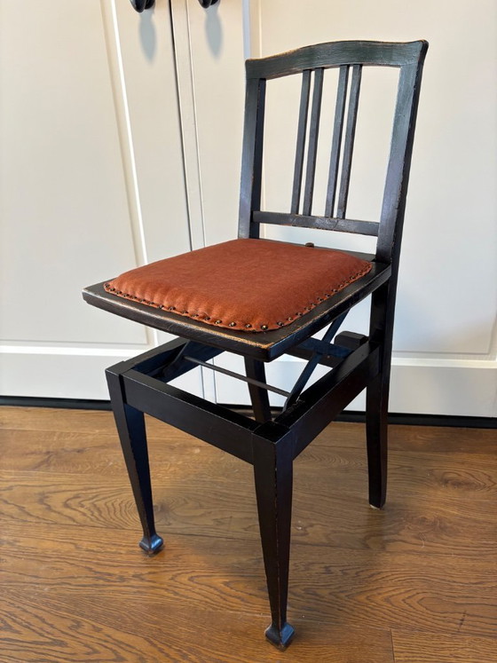 Image 1 of Silla de piano de los años 30 y 40.