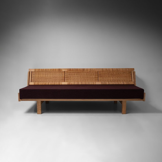 Canapé-lit modèle GE258 en chêne et rotin, conçu par Hans J. Wegner pour Getama, Danemark, 1954 – Banquettes (photo 5 of 19)