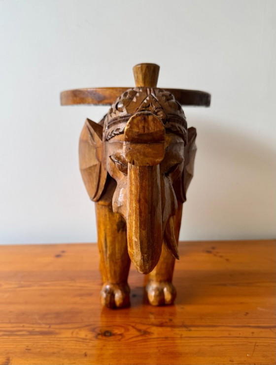 Image 1 of Portavasi vintage in legno a forma di elefante
