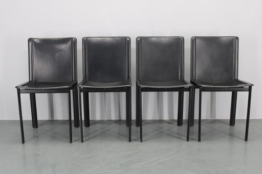 1980S Ensemble de quatre chaises de salle à manger en cuir