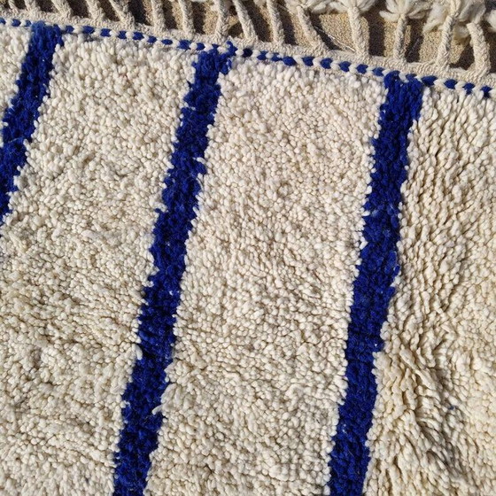 Handmade Moroccan rug in natural wool 250cm x 150cm – Rugs & carpets, Cotton (photo 5 of 9)