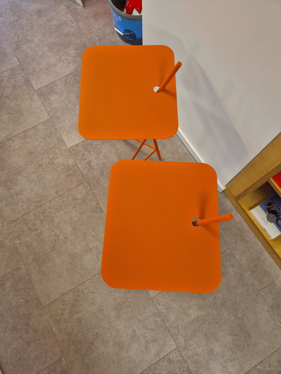 Image 1 of Tavolini laterali arancioni