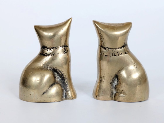 Image 1 of Vintage Solid Brass Cat Figurines Pair MCM Collar Detail Shelf Curio Decor