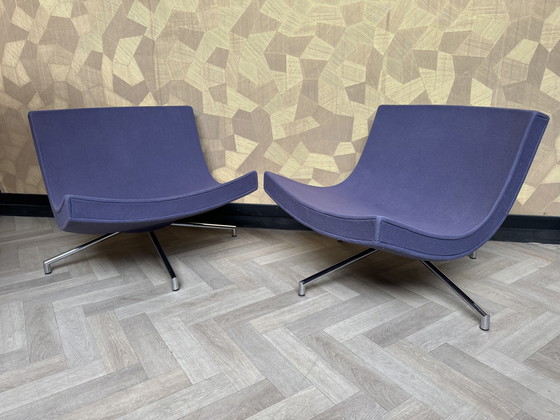 Image 1 of 1 Paarse Design Fauteuil