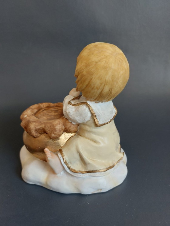 Image 1 of Figurines Seneca en polystone fabriquées à la main