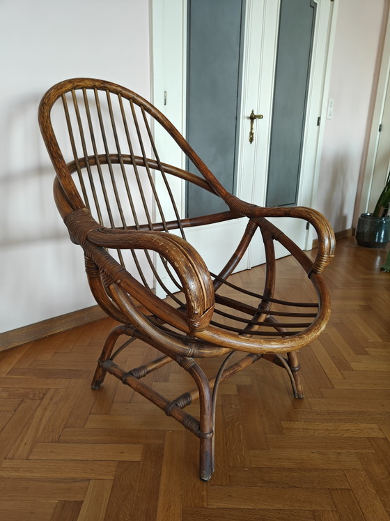 Set Rattan Mid-Century | Sedia, Sedia Girevole & Tavolo in Vetro Fumè – Set da salotto, Glass (photo 7 of 15)