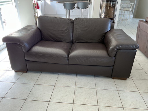 Tweezitsbank van het merk Natuzzi