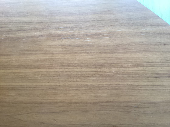 Image 1 of Castelijn walnut dining table Circlips-2, 6 person