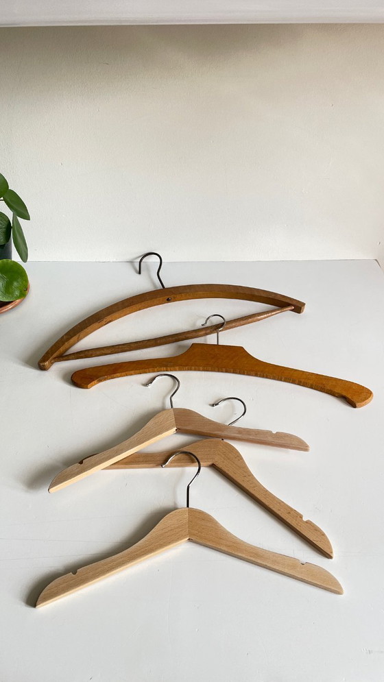 Image 1 of 5 CINTRES Bois Enfants VINTAGE