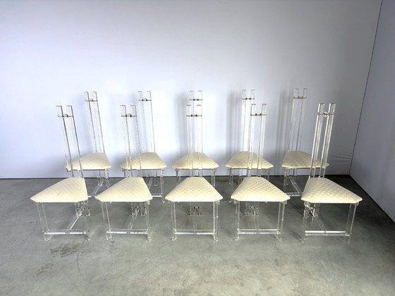 Sedie da pranzo in ottone e lucite, set di 10 - anni '70 – Plexiglass, Textile (photo 15 of 17)