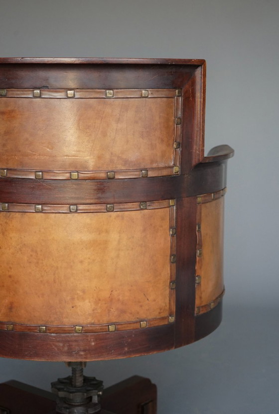 Image 1 of Impresionante silla de escritorio de la Escuela de Ámsterdam o Art Déco, década de 1920