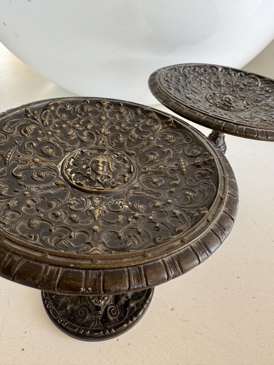 Image 1 of Coupes sur pied en bronze style Renaissance