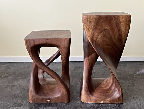 Image 1 of Sgabello CONGO, tavolino laterale di Lambert, in legno massello, set da 2