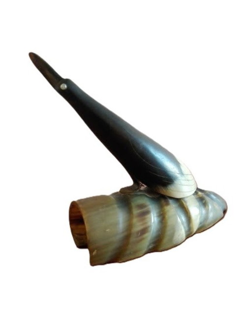 Vintage figuur van vogel, sculptuur, beeldje van geitenhoorn