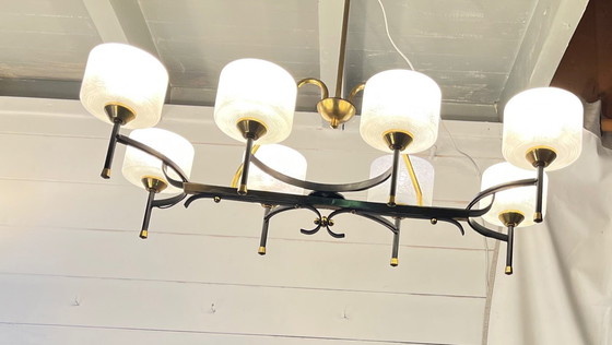 Image 1 of Maison Arlus, Lámpara de araña de mediados de siglo, latón y cristal opalino, Francia 1950