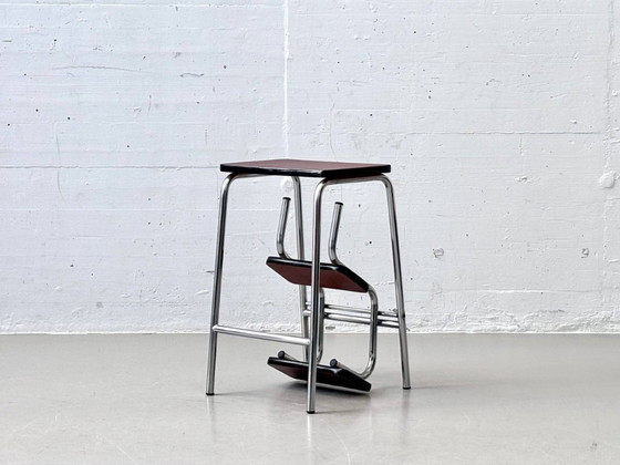 Image 1 of Tabouret vintage avec revêtement en similicuir marron et structure chromée