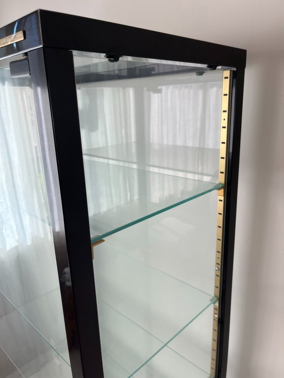 Image 1 of Pierre Vandel's shop window is closed.