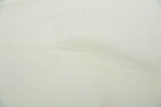 Image 1 of Poltrona Cassina Le Corbusier LC2 in pelle bianca