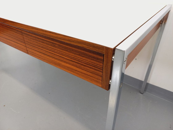 Image 1 of Vintage modernistisch bureau van palissander, melamine en metaal uit de jaren 60 en 70
