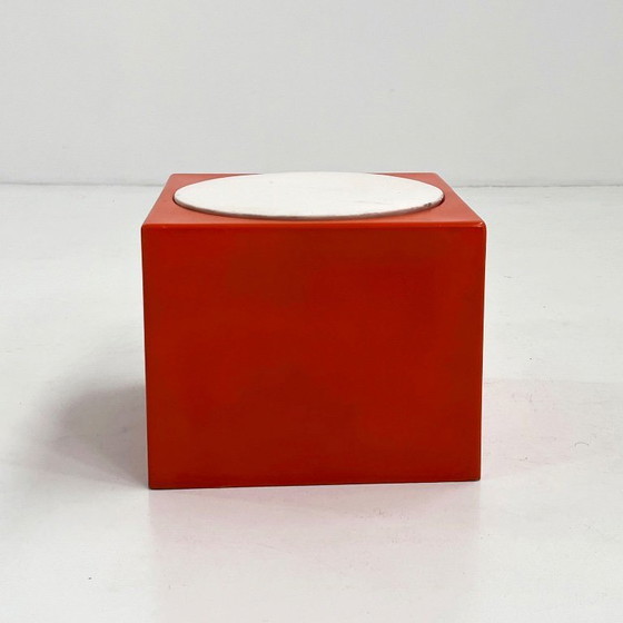 Image 1 of Sgabello cubo arancione e bianco Il Kubile di MIM Roma, anni '70