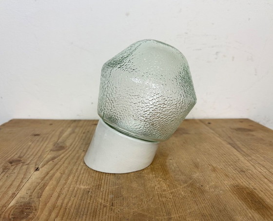 Image 1 of Applique murale vintage en porcelaine blanche, années 1970