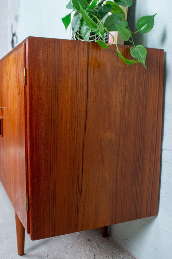 Image 1 of Vintage teakhouten dressoir ladekast Borge Mogensen Soborg
