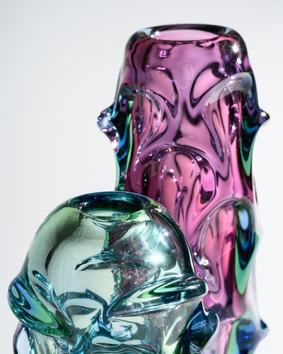 Image 1 of Zeldzaam sculpturaal Tsjechisch glas "Propeller" vaasduo Jan Beránek & Jan Kotík