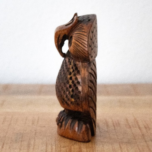 Statuetta vintage indonesiana di gufo in legno intagliato a mano, arte popolare. – decoratieve objecten, Wood (photo 2 of 8)