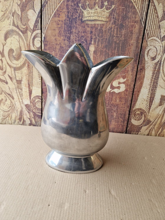 Image 1 of Spezielle Aluminiumvase