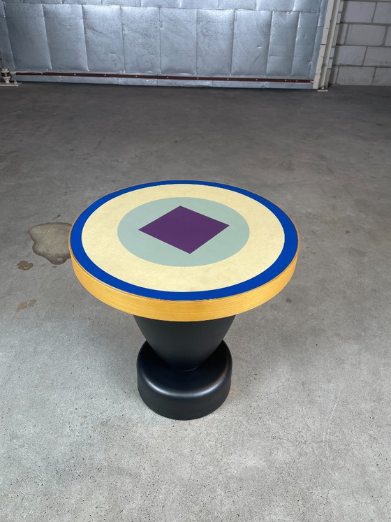 Zanotta, Lipari Coffee table By Sottsass (Stock: 2) – Metal, Plastic (photo 3 of 7)