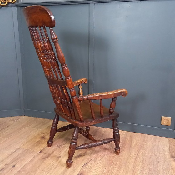 Image 1 of Niedriger antiker Bobbin-Windsor-Stuhl