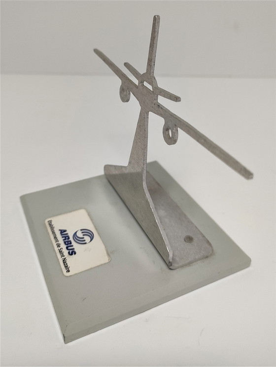 Image 1 of Presse-Papier Avion Airbus