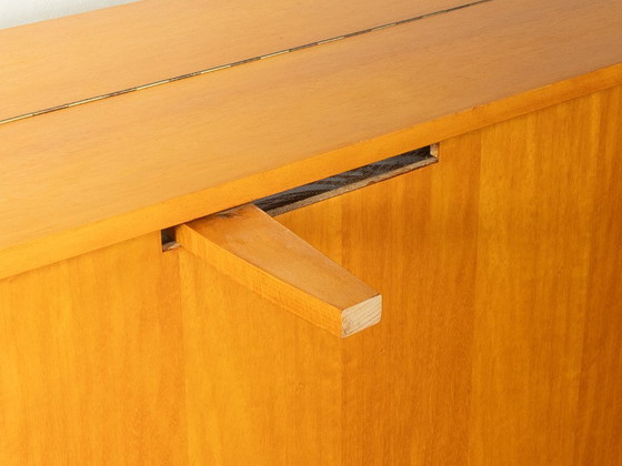 Image 1 of Opklapbed uit de jaren 60 in vintage stijl