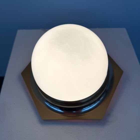 Image 1 of Plafonnier/lampe murale Or 60s/70s