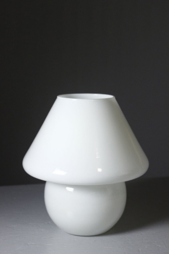 Lampada d'ambiente a fungo, vetro opalino di Murano, design anni '80 – Lampade da tavolo (photo 2 of 7)