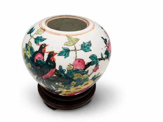 Image 1 of Jarrón de porcelana chino de la dinastía Qing