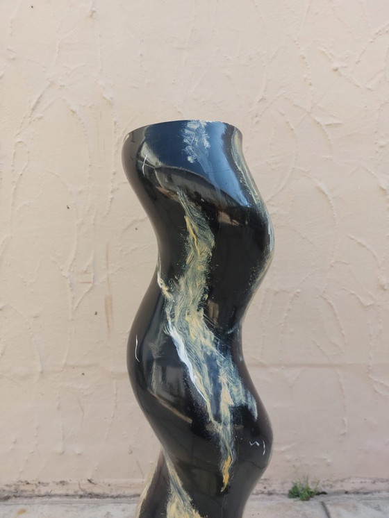 Image 1 of pied de stalle marble effect