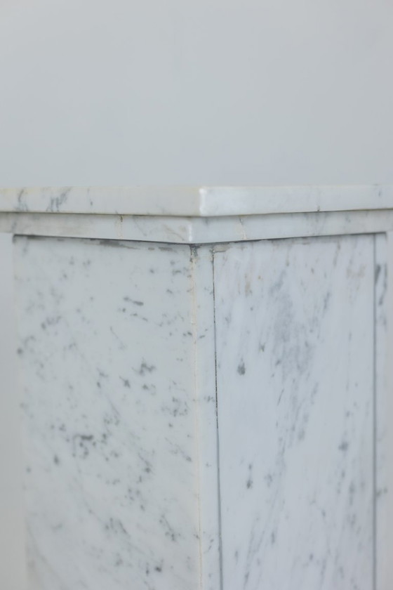 Image 1 of Pair of Art Deco columns in white marble, 20th century