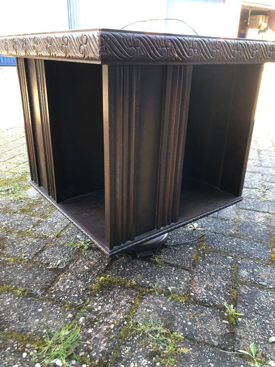 Image 1 of Vintage boekenmolen draaibaar met verlichting - rokers kastje