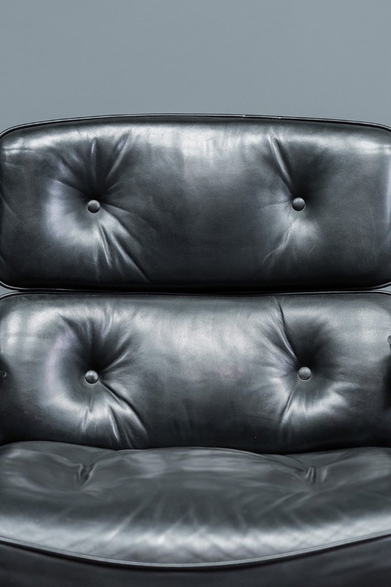 Image 1 of Fauteuil de hall ES104 Eames « Time Life », 3x