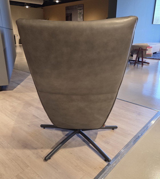 Label Draaifauteuil Foxx – Label Vandenberg, Armchairs (photo 3 of 4)