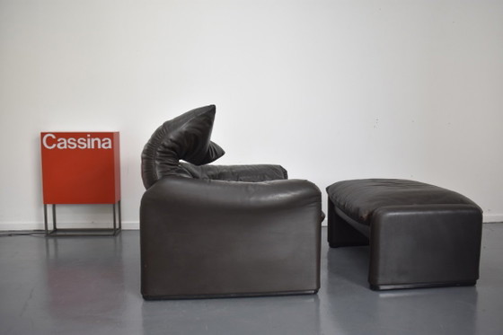Magnifique Fauteuil Design Cassina Maralunga & Repose-pieds – Leather (photo 4 of 15)