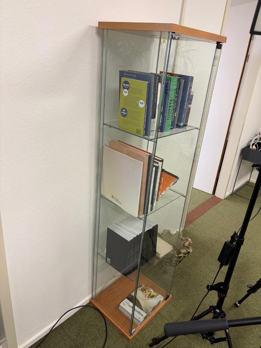 Glass display cabinet