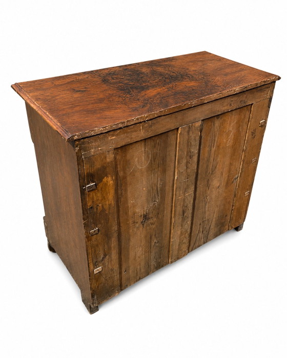 Antike Kommode im Louis-Philippe-Stil mit 4 Schubladen aus Holz und Nussbaummaserholz – Kommoden, Wood (photo 9 of 10)