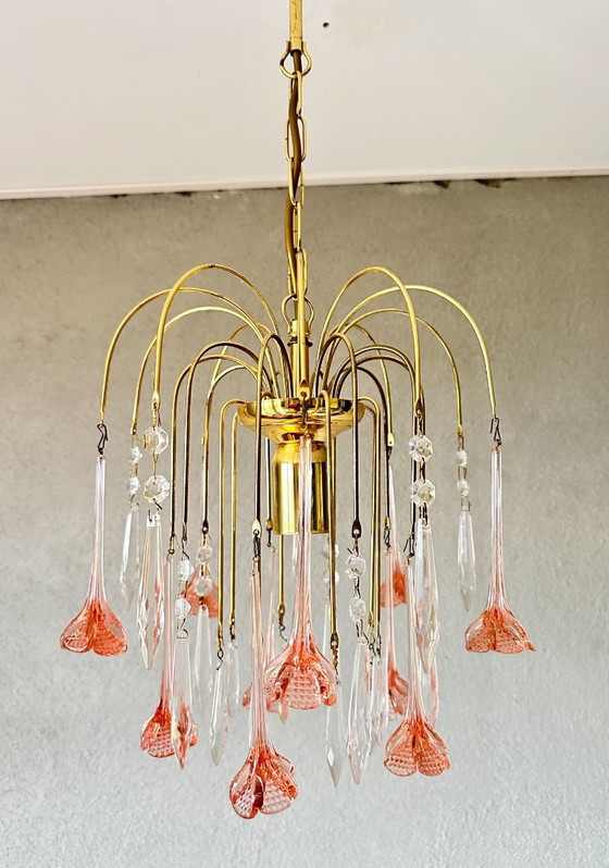 Vintage pink flower kroonluchter – Glass, Brass (photo 7 of 9)