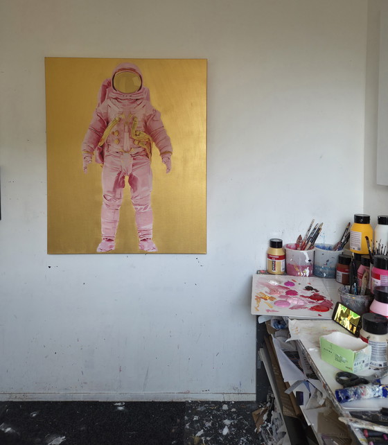 Image 1 of Wouter van Donselaar - Pink Astronaut