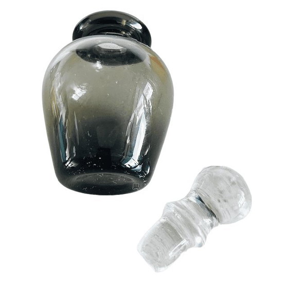 Image 1 of Flacon de parfum vintage en verre gris transparent soufflé à la main, années 1950