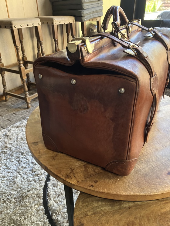 Image 1 of Unique Antique English Gladstone Bag ca. 1920